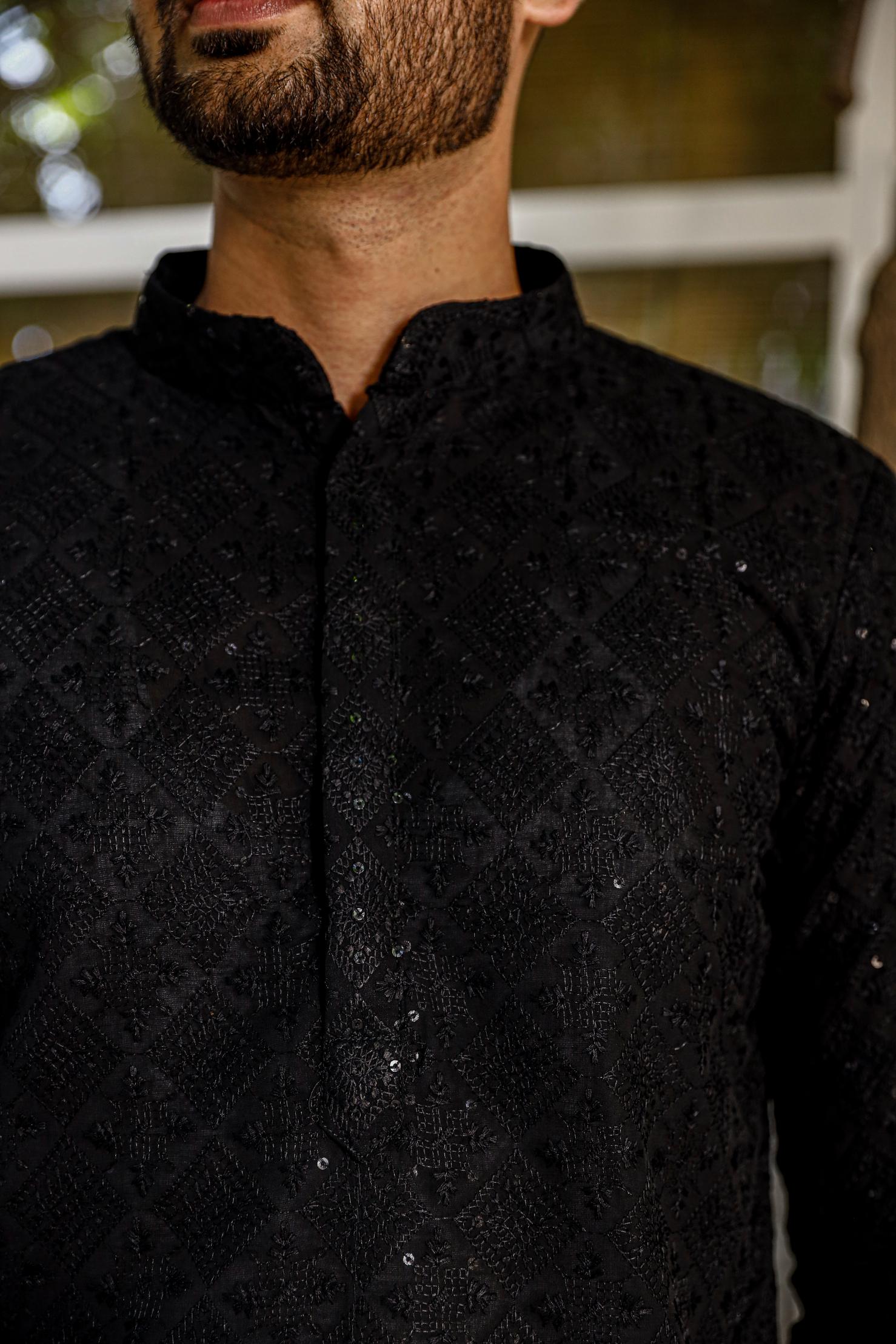 Ranjhha Black Men's Chikenkari Kurta set