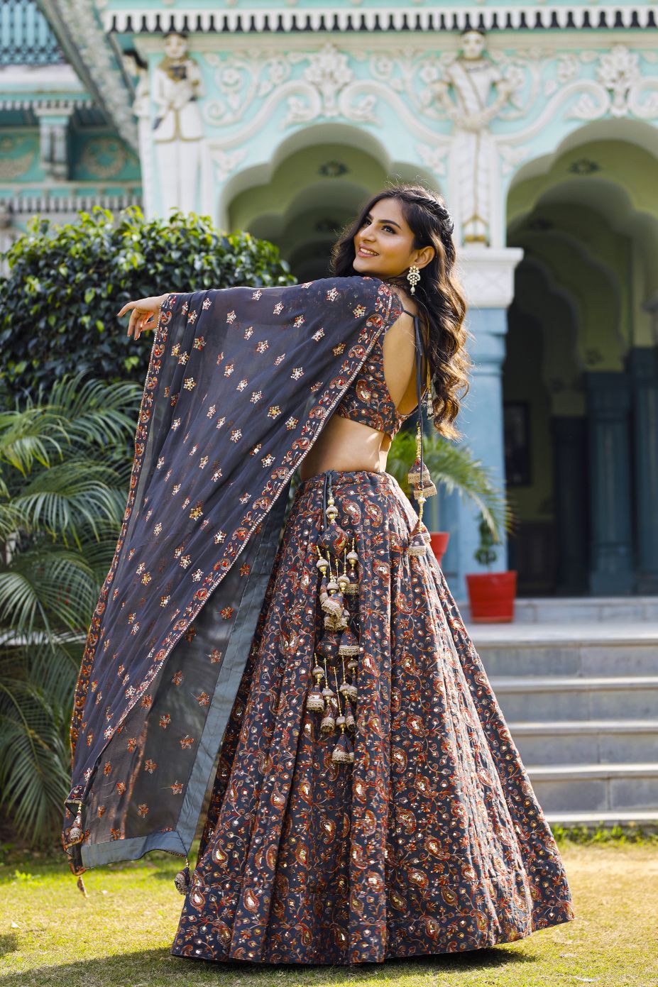 Shara Multy Thread Work Lehenga Set