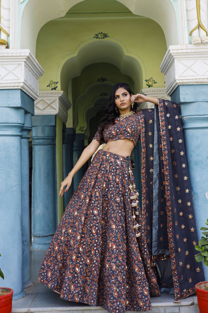 Shara Multy Thread Work Lehenga Set